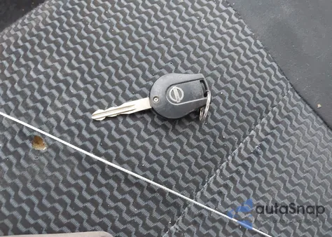 2015 Nissan Versa Note S (Sr)/S Plus/Sl/Sr/Sv z USA, uszkodzony, nr VIN 3N1CE2CP5FL381202